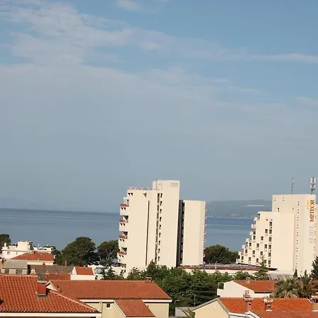 With A Parking Space - 21911 Apartamento Makarska